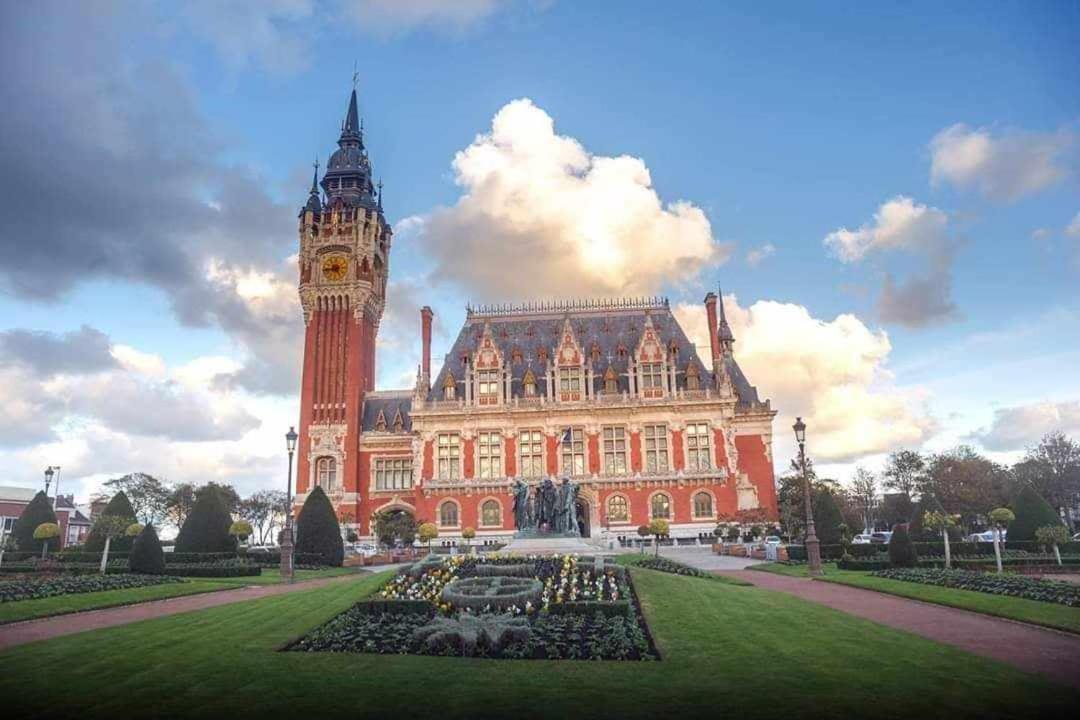Calais Plage-Gare Appartement Elegant Tout Equipe Ngoại thất bức ảnh
